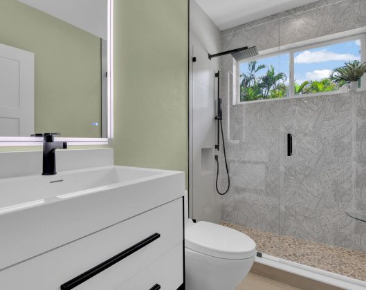 Bathroom - Blackhawk Hideaway (4)