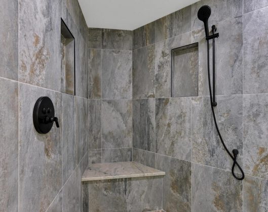 Bathroom - Harbor Isles (6)