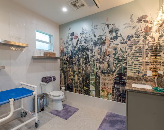 Bathroom - McGregor Blvd West Guest House (1)