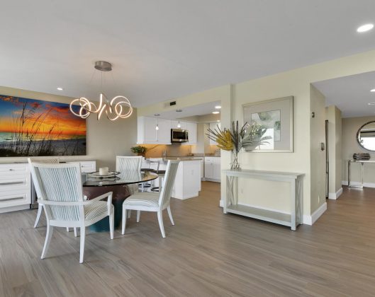 Dinning Room - The Landings (2)