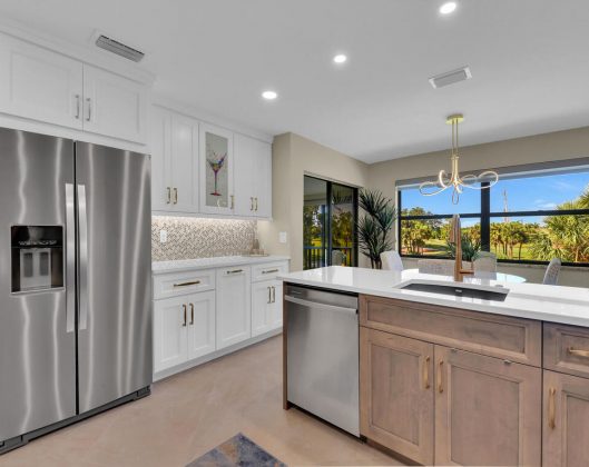 Kitchen - The Forest In South Fort Myers (1)