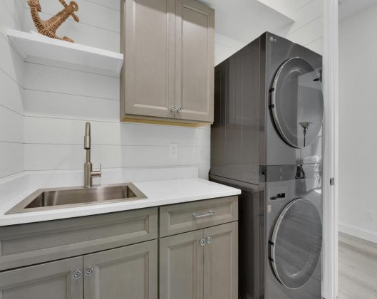 Laundry Room - Club at Westminster