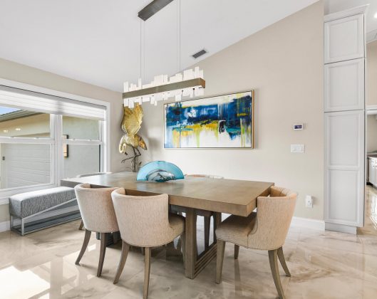 Living Room - The Forest Country Club Encore
