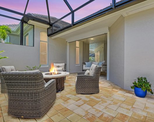 Outdoor Living_The Forrest Country Club (1)