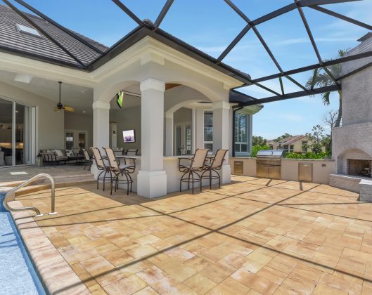 Outdoor Living_The Forrest Country Club (5)