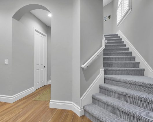 Staircase_The Forrest Country Club